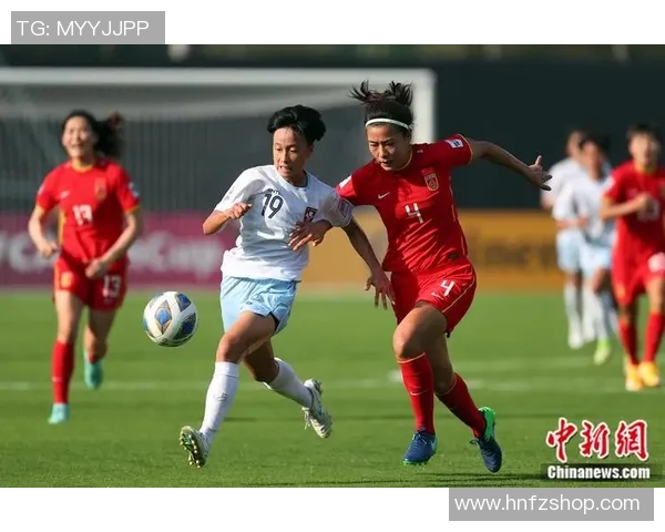 李佳悦足球之路：从青涩少女到赛场明星的成长故事