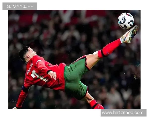 足球金子闪耀绿茵场背后的故事与传奇球员的成长之路